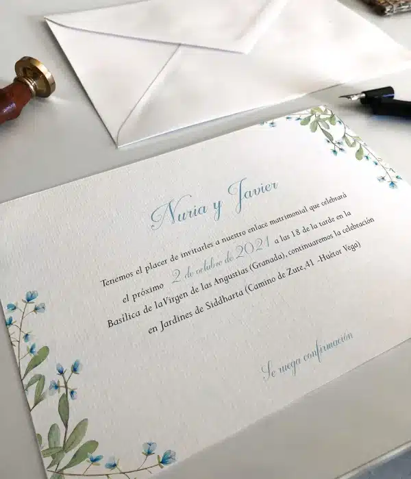 Invitación de boda "María" – Diseño floral en azul con estilo natural y moderno - Imagen 2